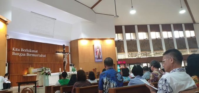 Parókia St. Yohanes Bosco, parókia iha-ne’ebé leigu sira ativu no laran-luak