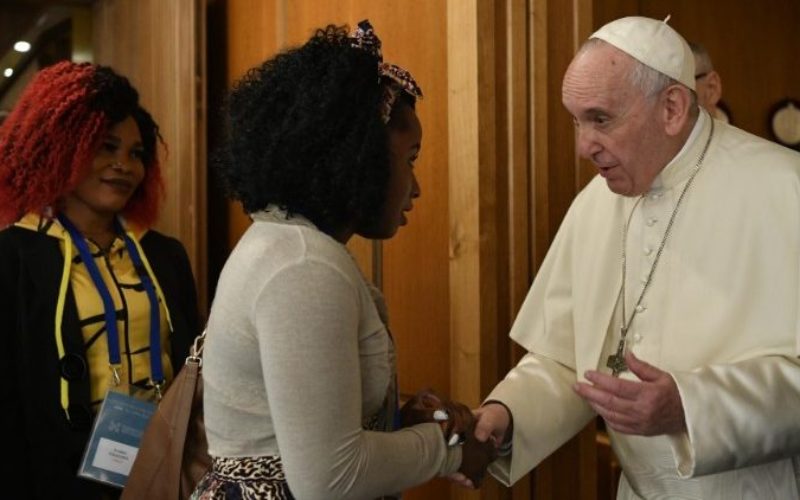 Papa Francisco: libertar as mulheres da escravidão da prostituição