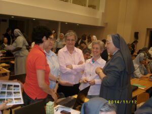 Madre Yvonne ho irman sira husi España