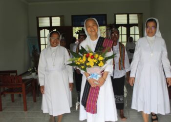 Komunidade Saun Jose novisiadu agradese ba Sr. Assunta